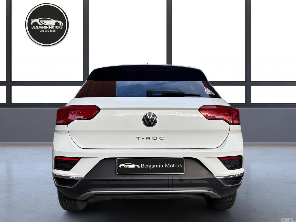 Volkswagen T-Roc SUV, Petrol, 2021, White