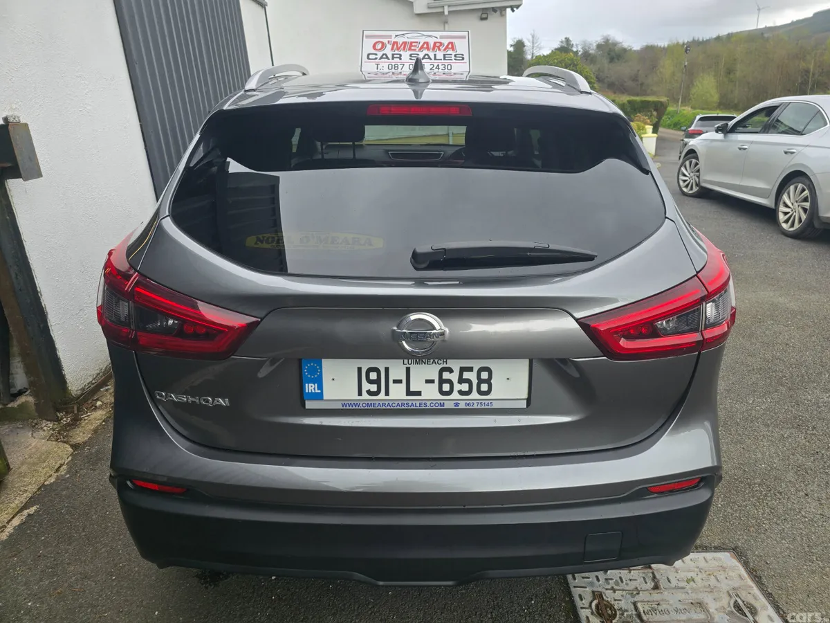 Nissan Qashqai MPV, Diesel, 2019, Grey