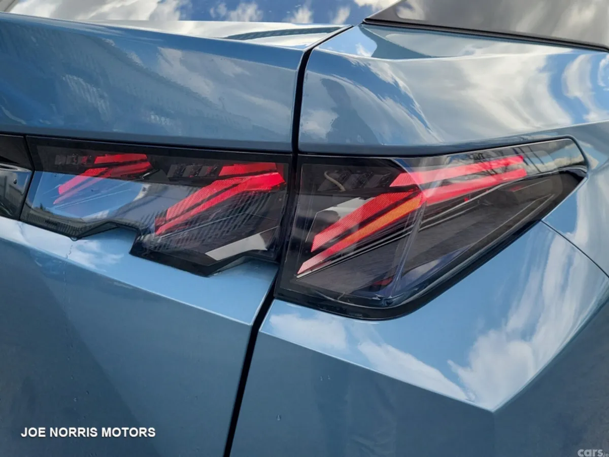 Peugeot 3008 MPV, Electric, 2026, Blue