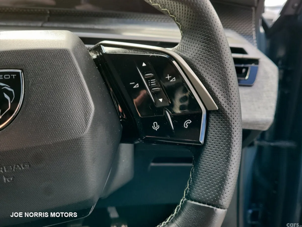 Peugeot 3008 MPV, Electric, 2026, Blue