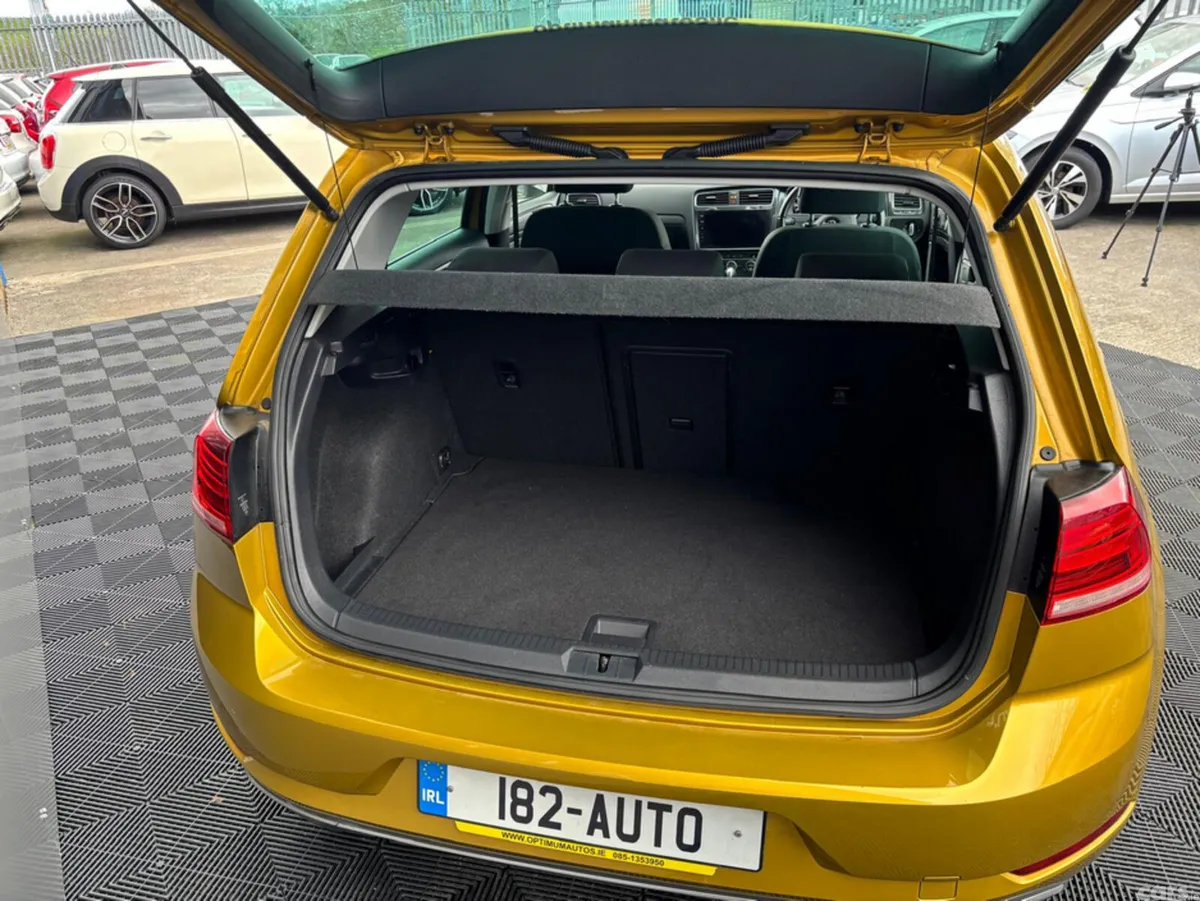 Volkswagen Golf Hatchback, Petrol, 2018, Gold