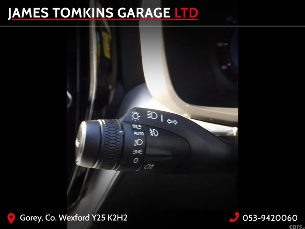 Volvo XC60 Estate, Diesel, 2022, Orange