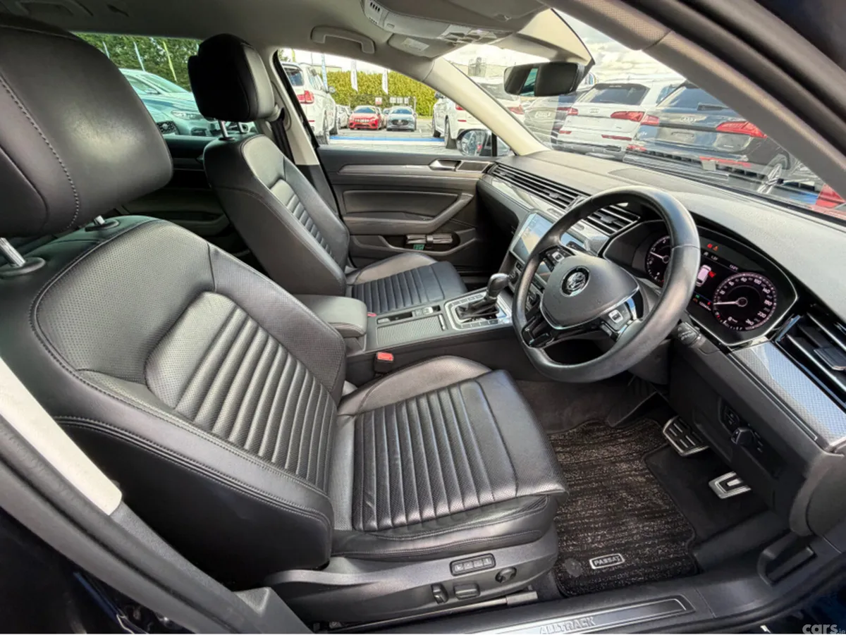 Volkswagen Passat Estate, Diesel, 2019, Black