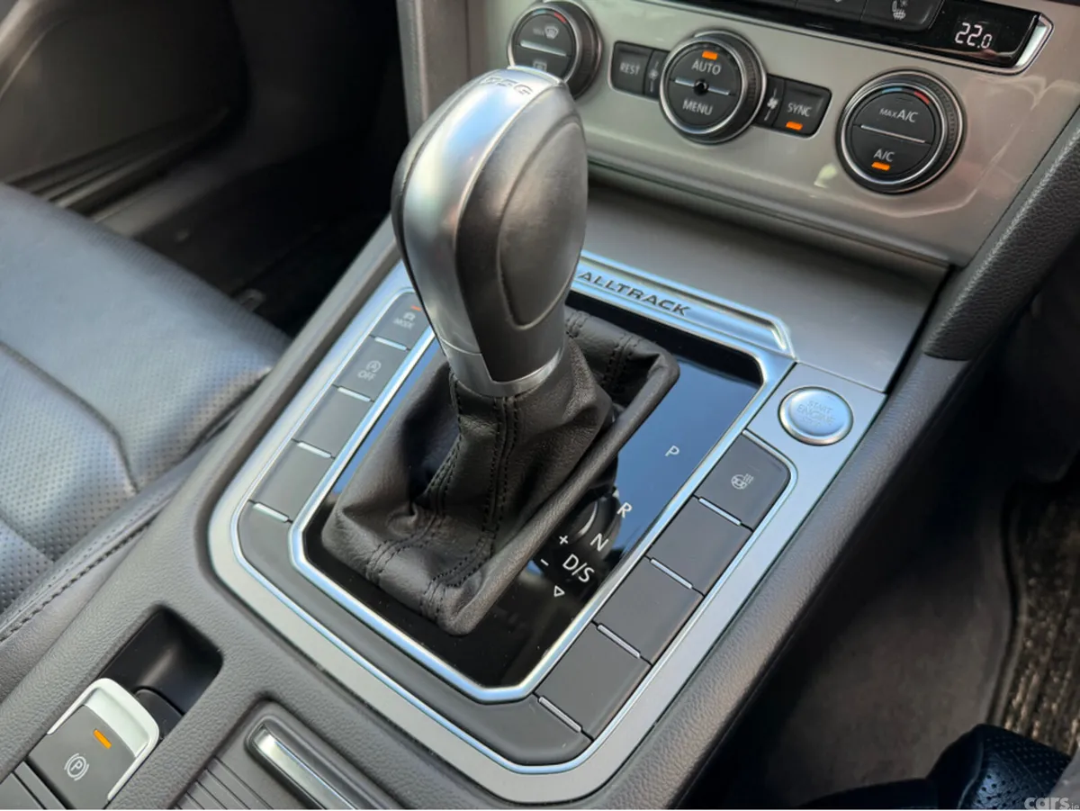 Volkswagen Passat Estate, Diesel, 2019, Black