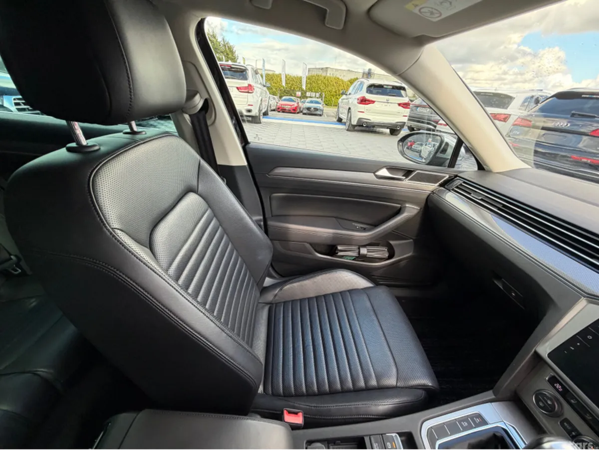 Volkswagen Passat Estate, Diesel, 2019, Black