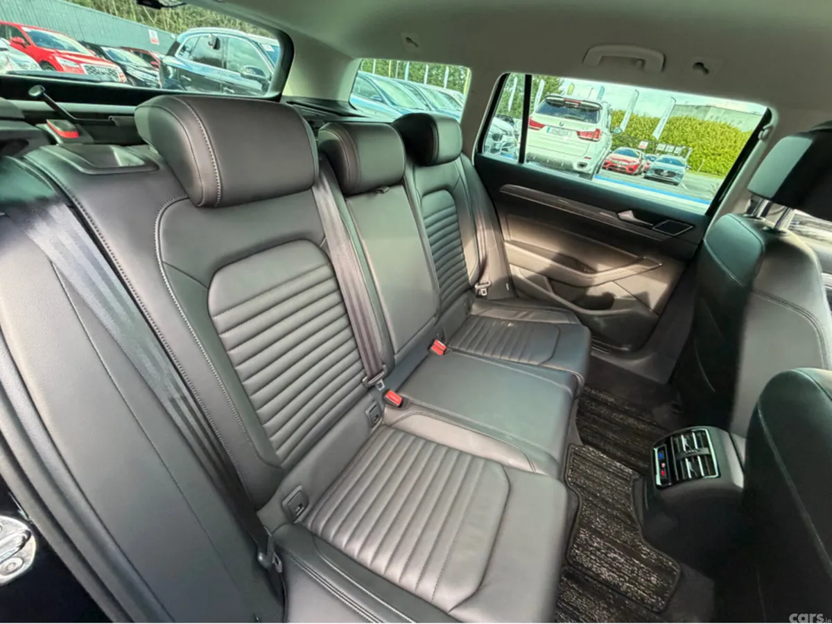 Volkswagen Passat Estate, Diesel, 2019, Black