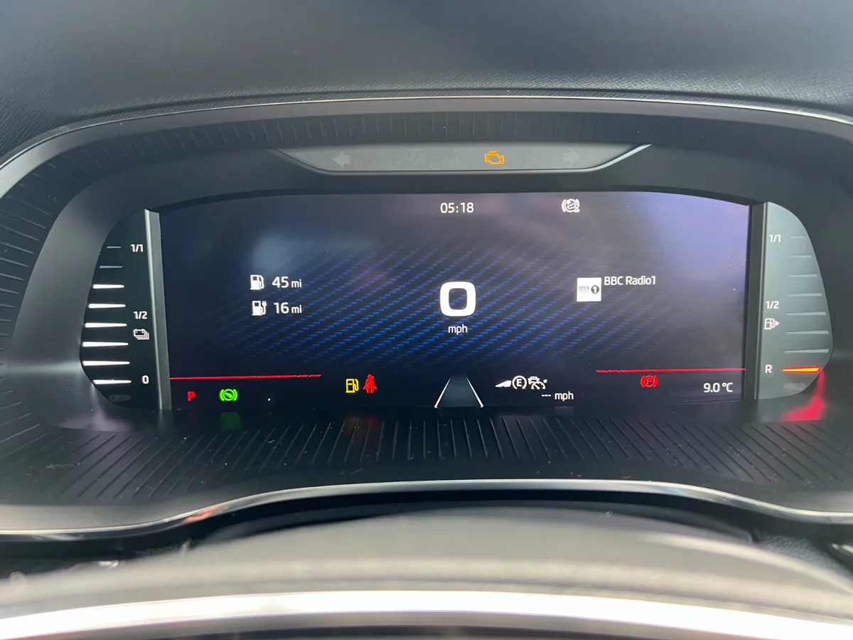 Skoda Octavia Hatchback, Petrol Plug-in Hybrid, 2021, Blue