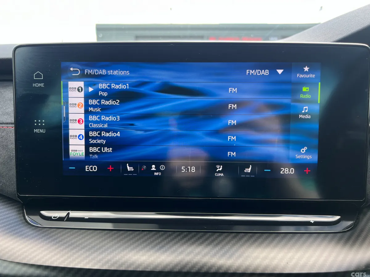 Skoda Octavia Hatchback, Petrol Plug-in Hybrid, 2021, Blue
