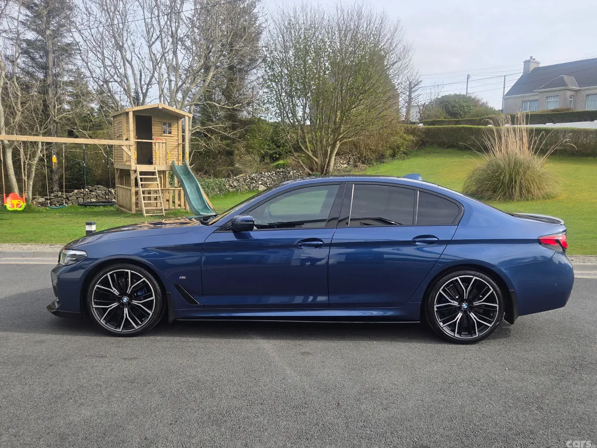 BMW 5-Series Saloon, Diesel, 2021, Blue