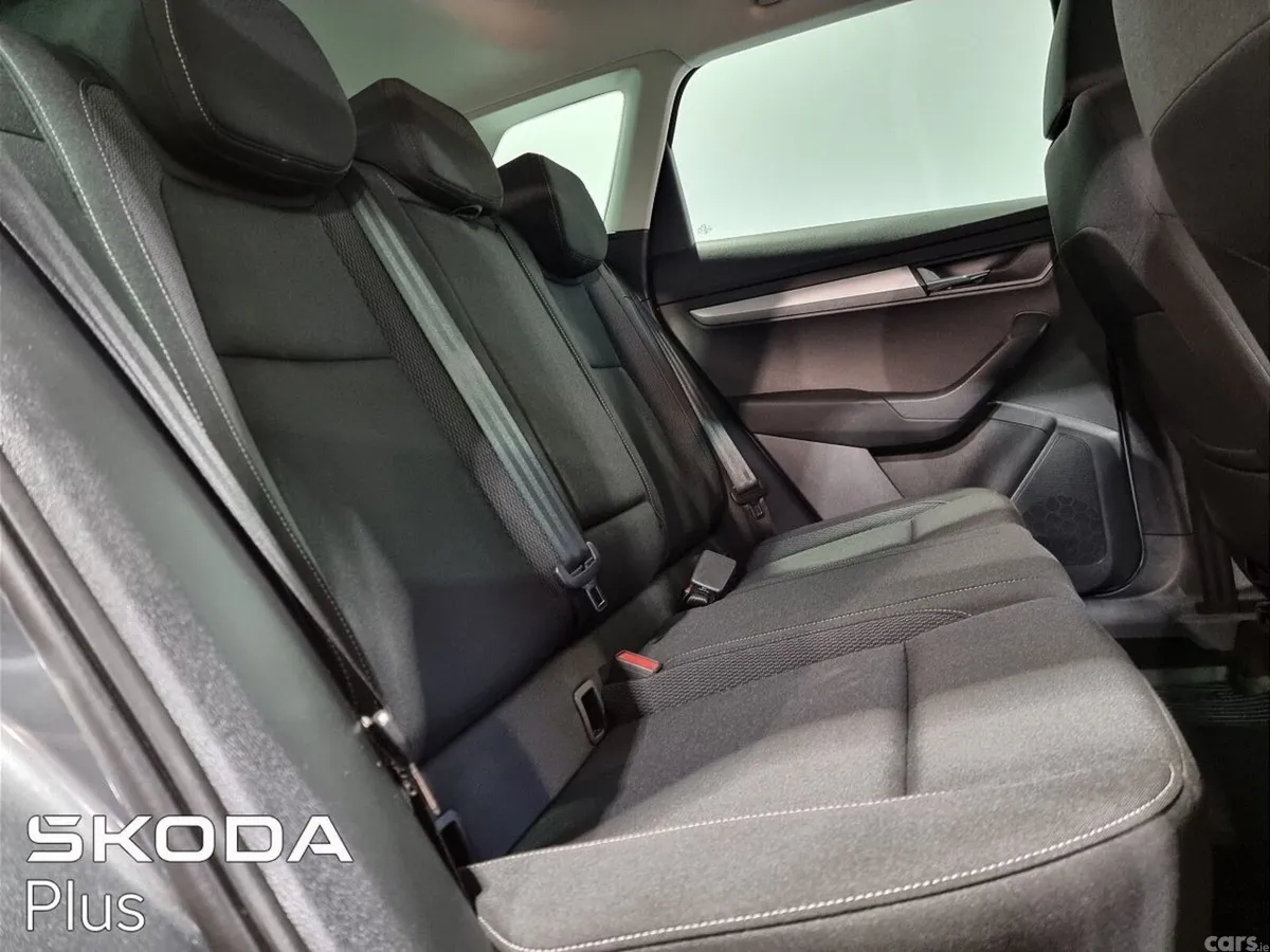 Skoda Karoq SUV, Diesel, 2024, Grey