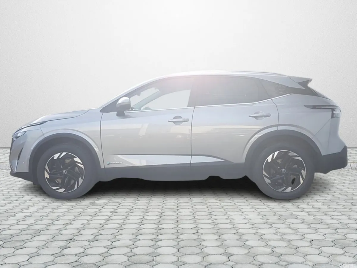 Nissan Qashqai MPV, Petrol Hybrid, 2025, Grey