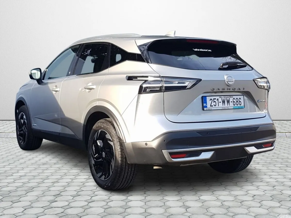Nissan Qashqai MPV, Petrol Hybrid, 2025, Grey