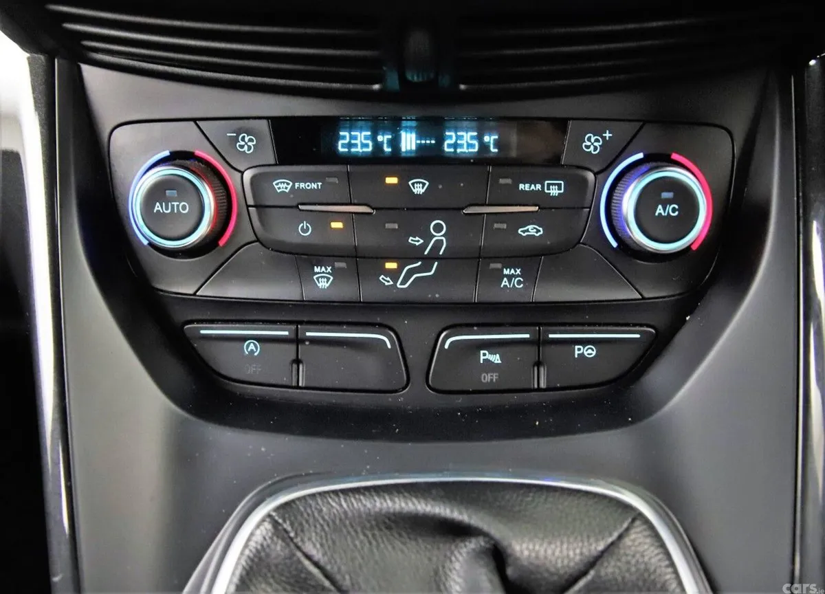 Ford Kuga SUV, Diesel, 2019, Silver