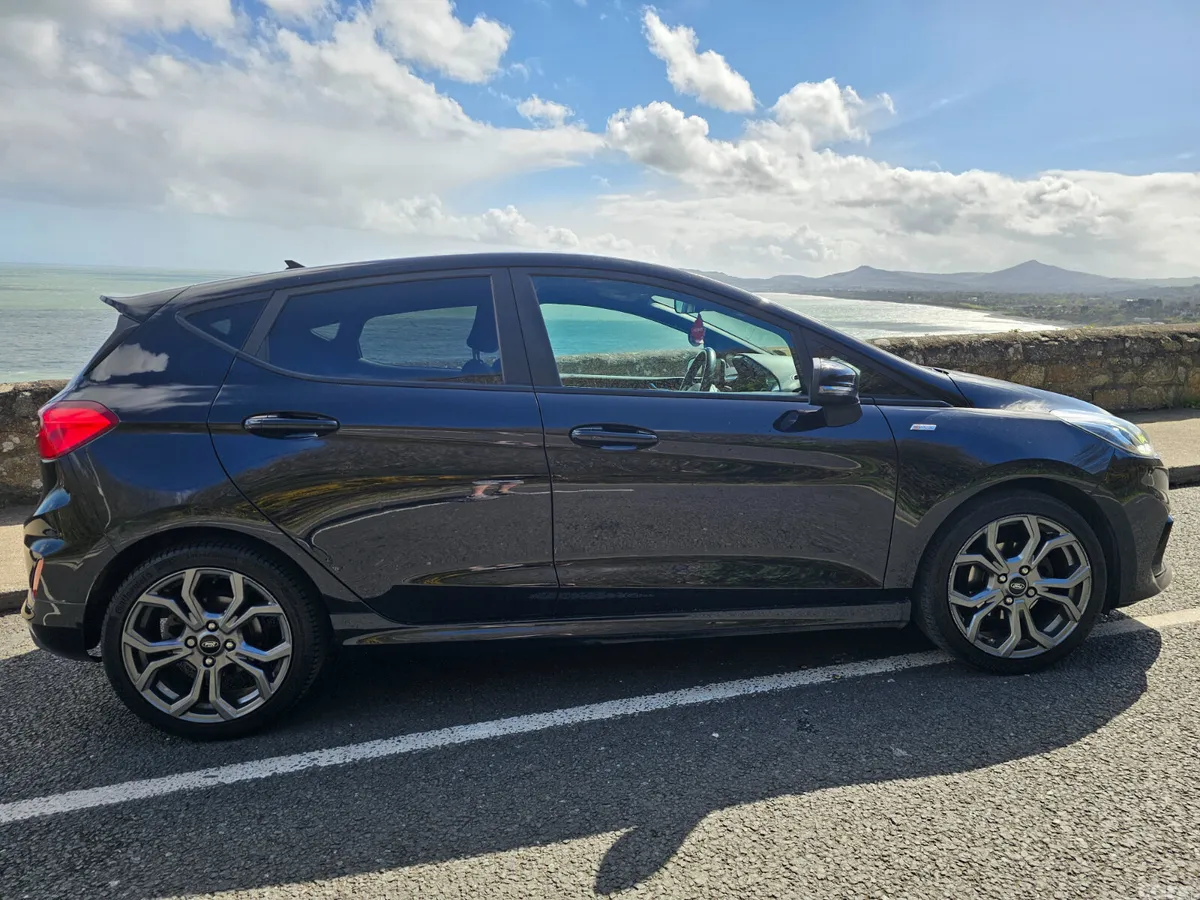 Ford Fiesta Hatchback, Petrol, 2019, Black