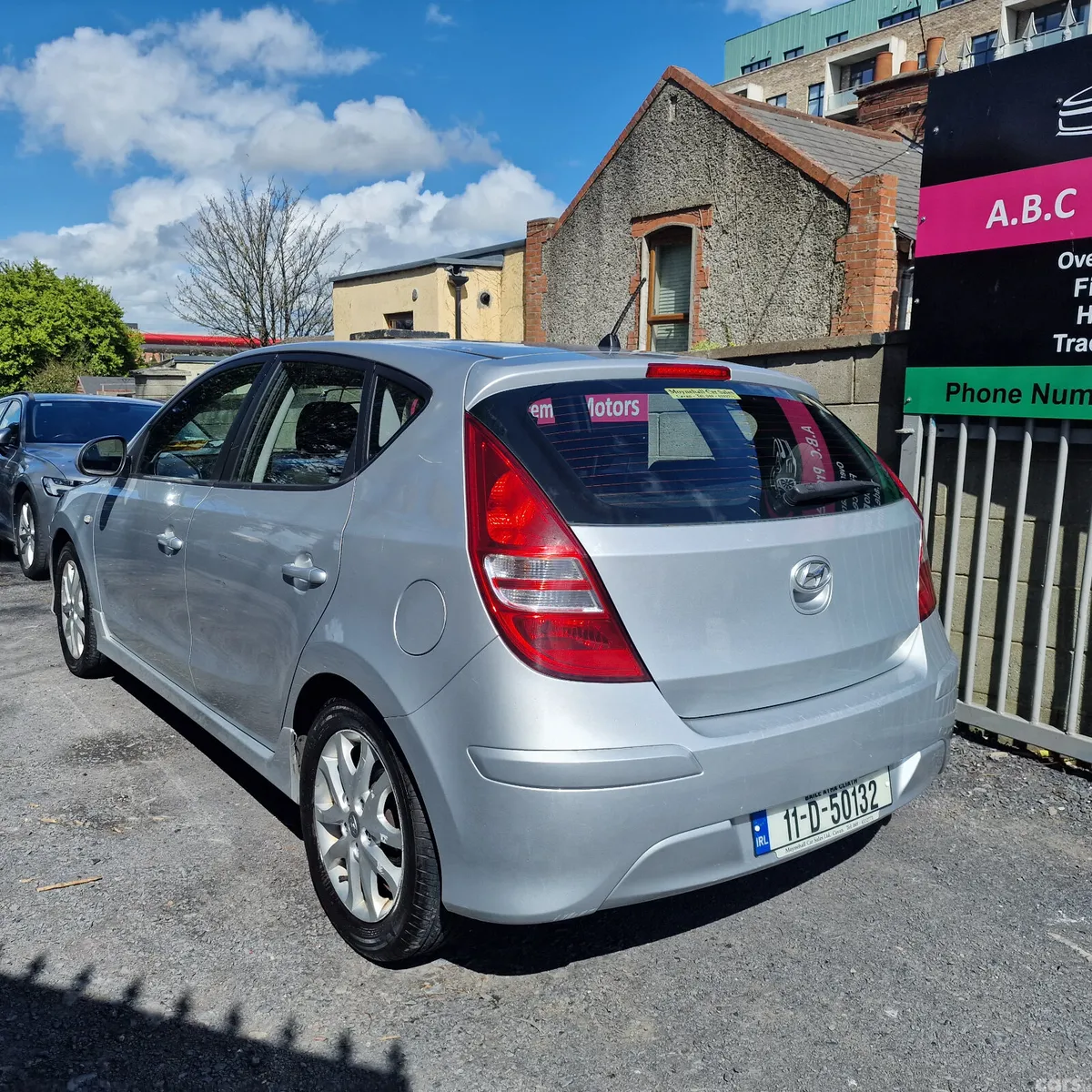 Hyundai i30 Hatchback, Diesel, 2011, Silver