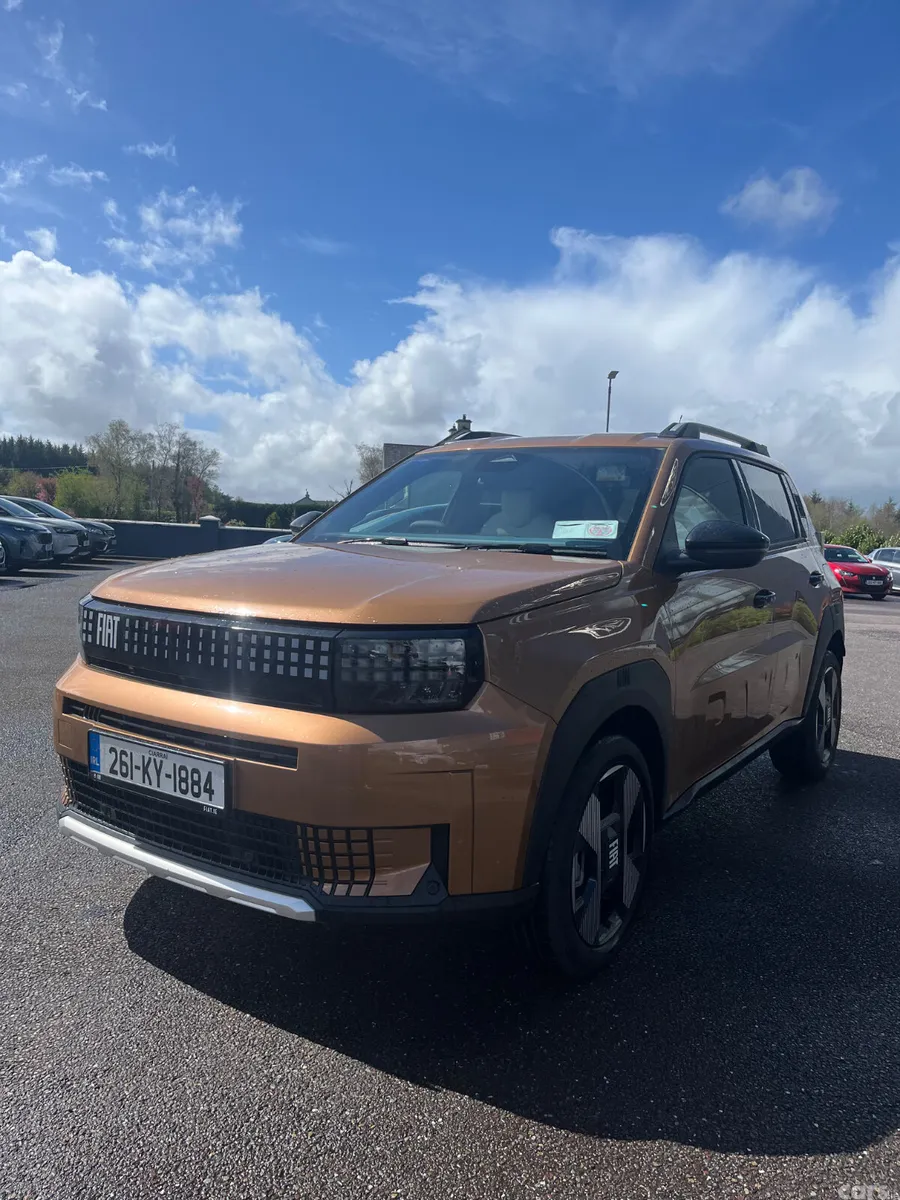 Fiat Grande Panda Hatchback, Petrol, 2026, Brown
