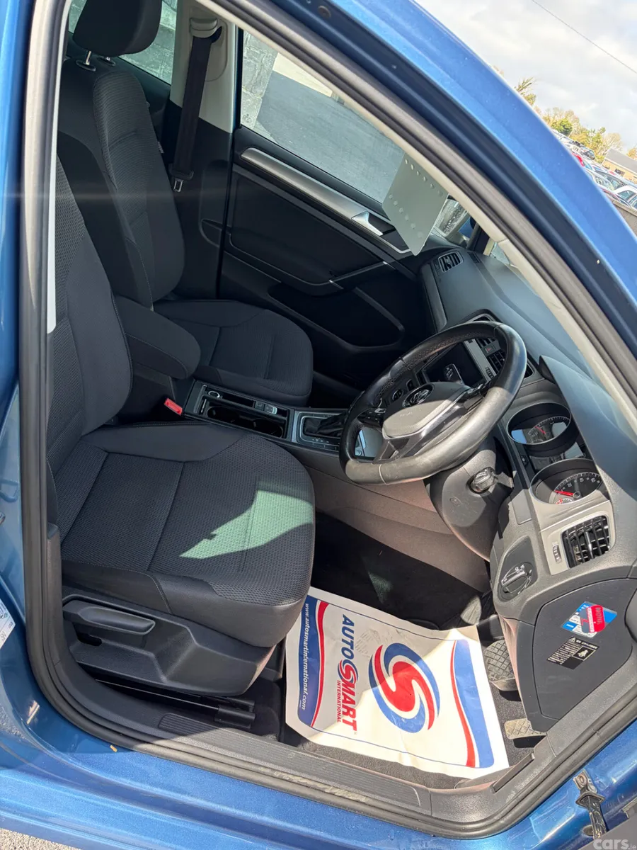 Volkswagen Golf Hatchback, Petrol, 2016, Blue