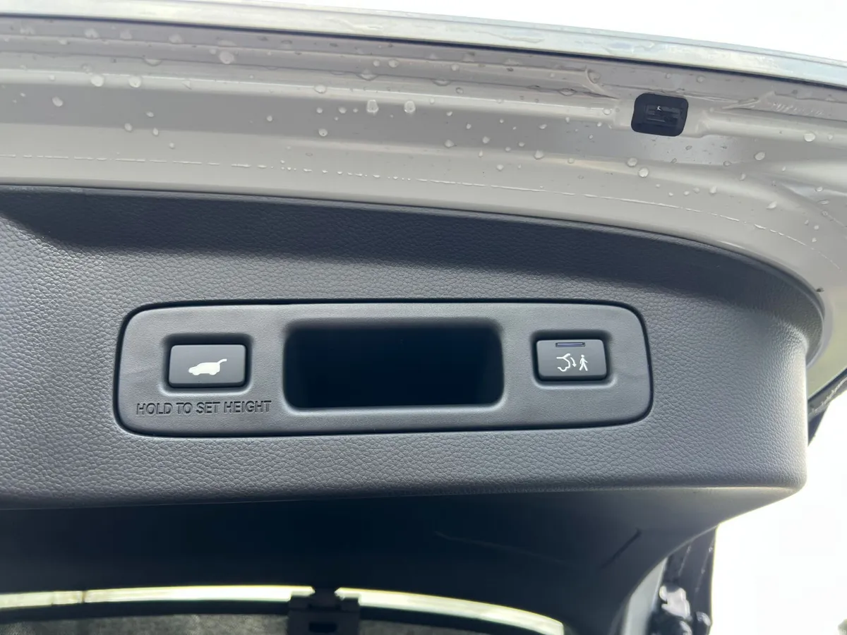 Honda HR-V Hatchback, Petrol Hybrid, 2026, White