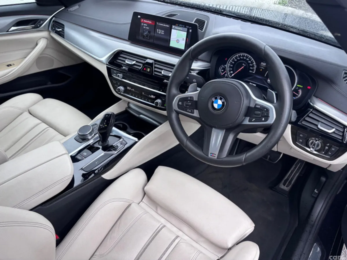 BMW 5-Series Estate, Petrol, 2018, Black