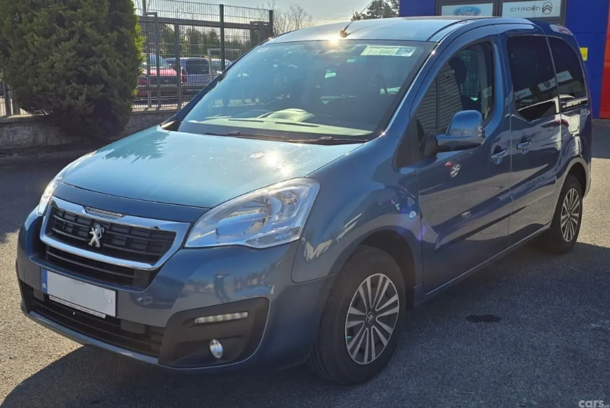Peugeot Partner Tepee MPV, Diesel, 2018, Blue