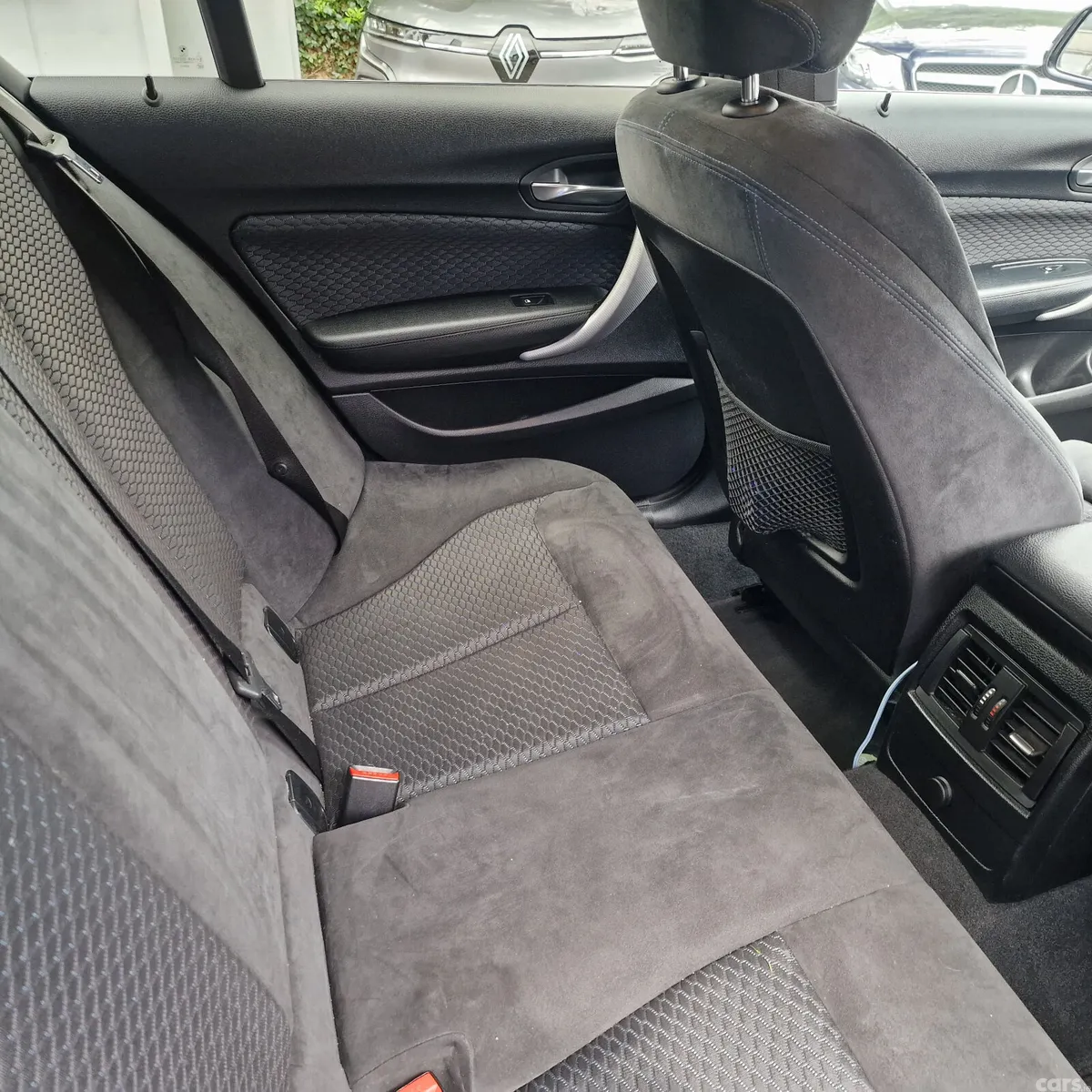 BMW 1-Series Hatchback, Diesel, 2017, Black
