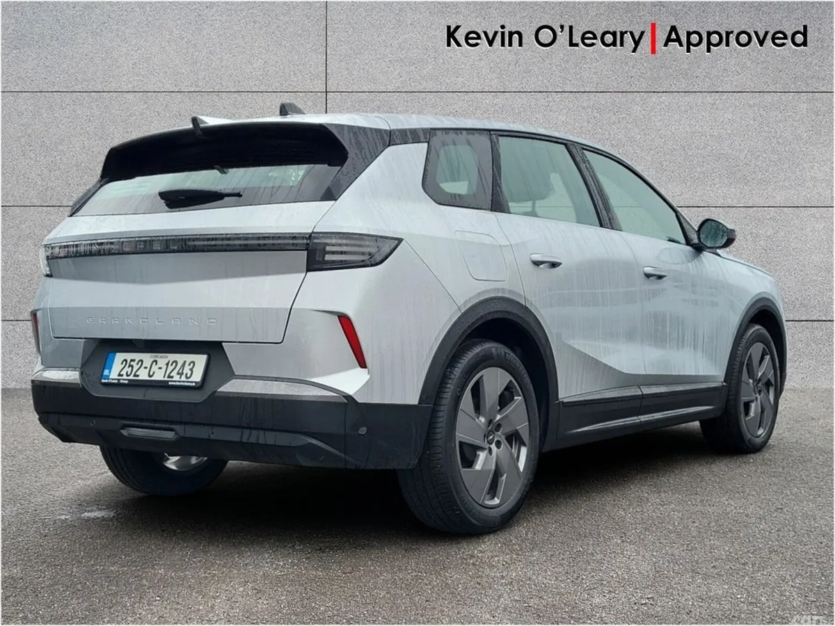 Opel Grandland SUV, Petrol, 2025, Grey