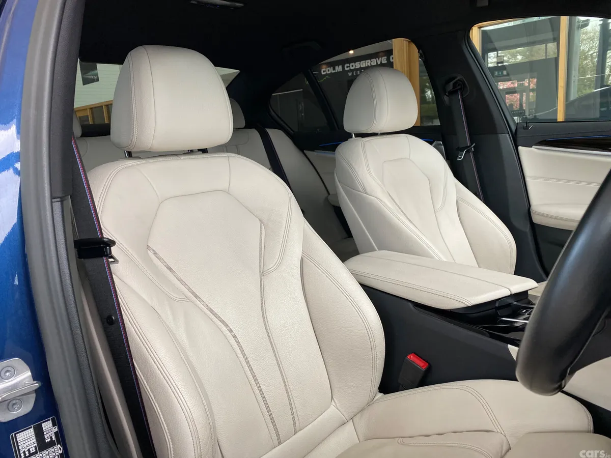 BMW 5-Series Saloon, Petrol Plug-in Hybrid, 2023, Blue