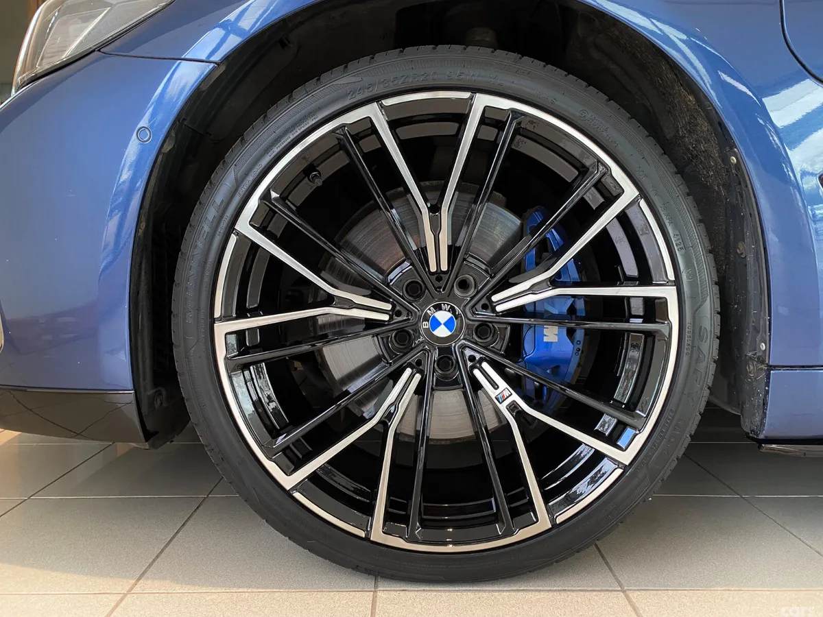 BMW 5-Series Saloon, Petrol Plug-in Hybrid, 2023, Blue