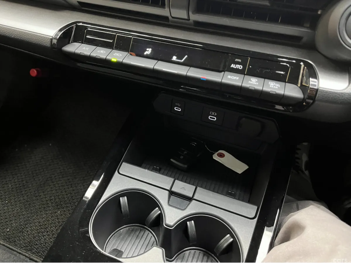 Toyota Prius Saloon, Petrol Hybrid, 2025, Silver