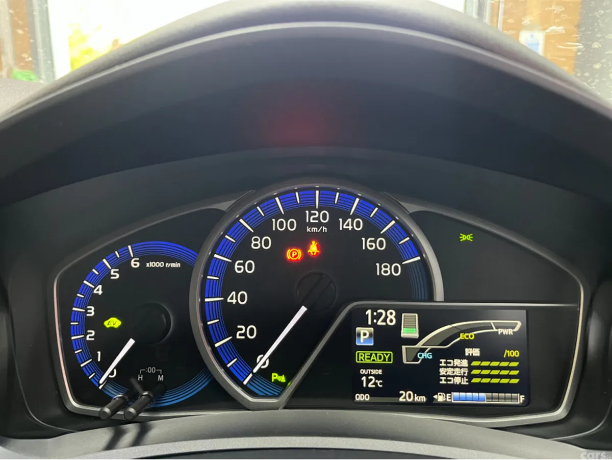 Toyota Corolla Saloon, Petrol Hybrid, 2025, Bronze