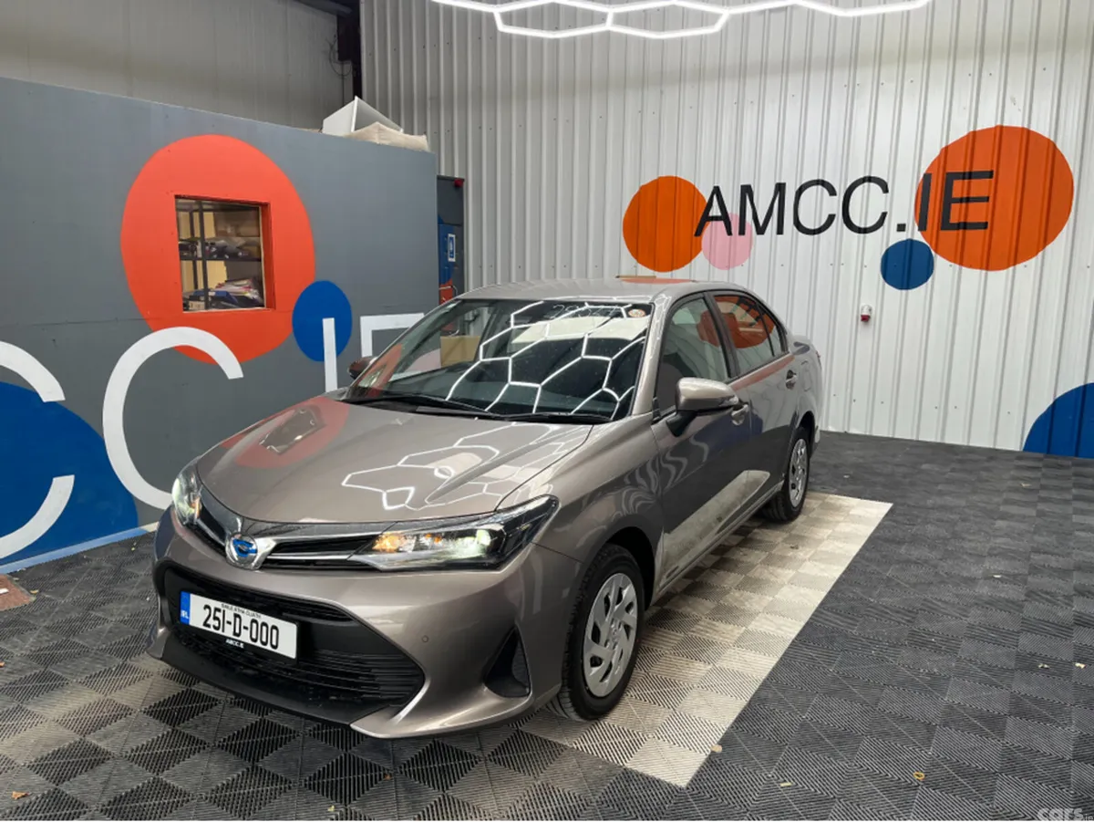 Toyota Corolla Saloon, Petrol Hybrid, 2025, Bronze