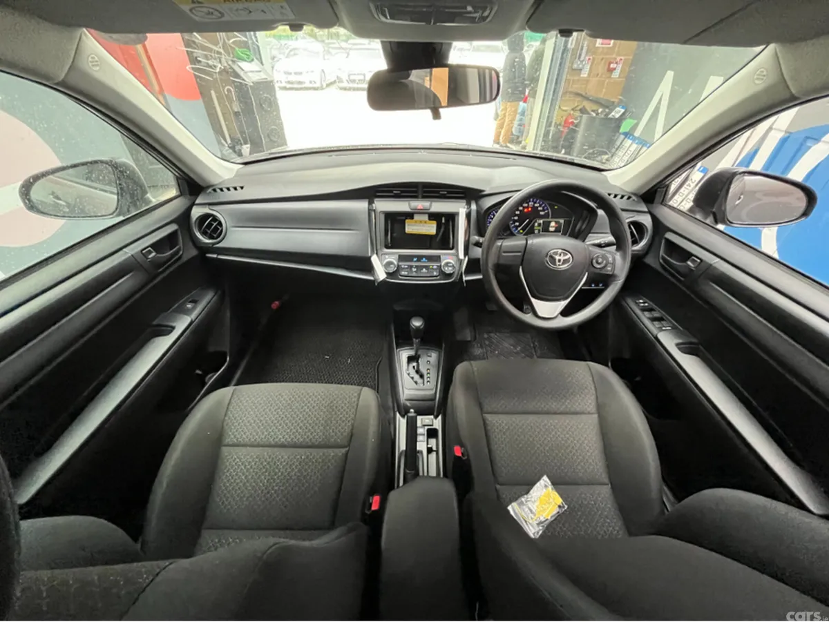 Toyota Corolla Saloon, Petrol Hybrid, 2025, Bronze