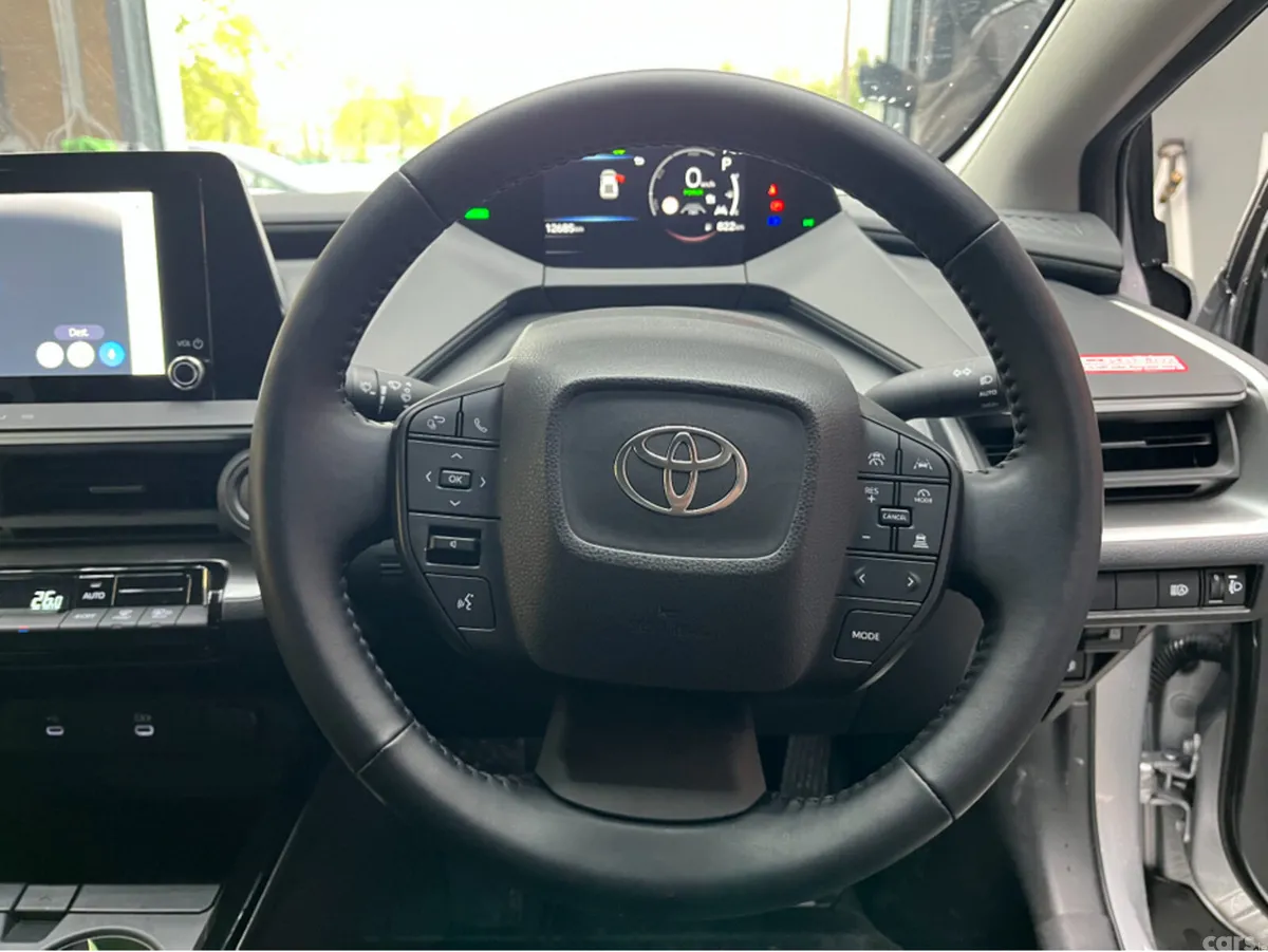 Toyota Prius Saloon, Petrol Hybrid, 2025, Silver