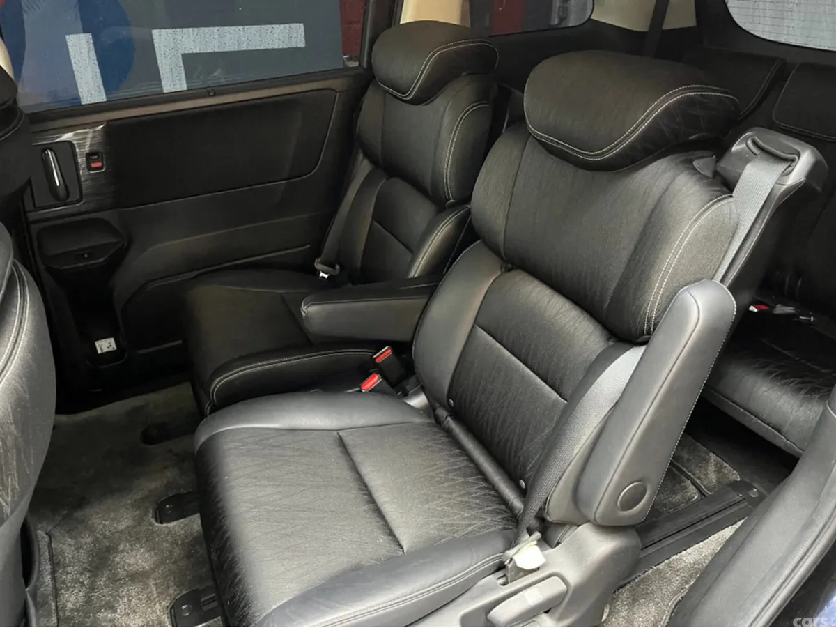 Honda Odyssey MPV, Petrol Hybrid, 2017, Black