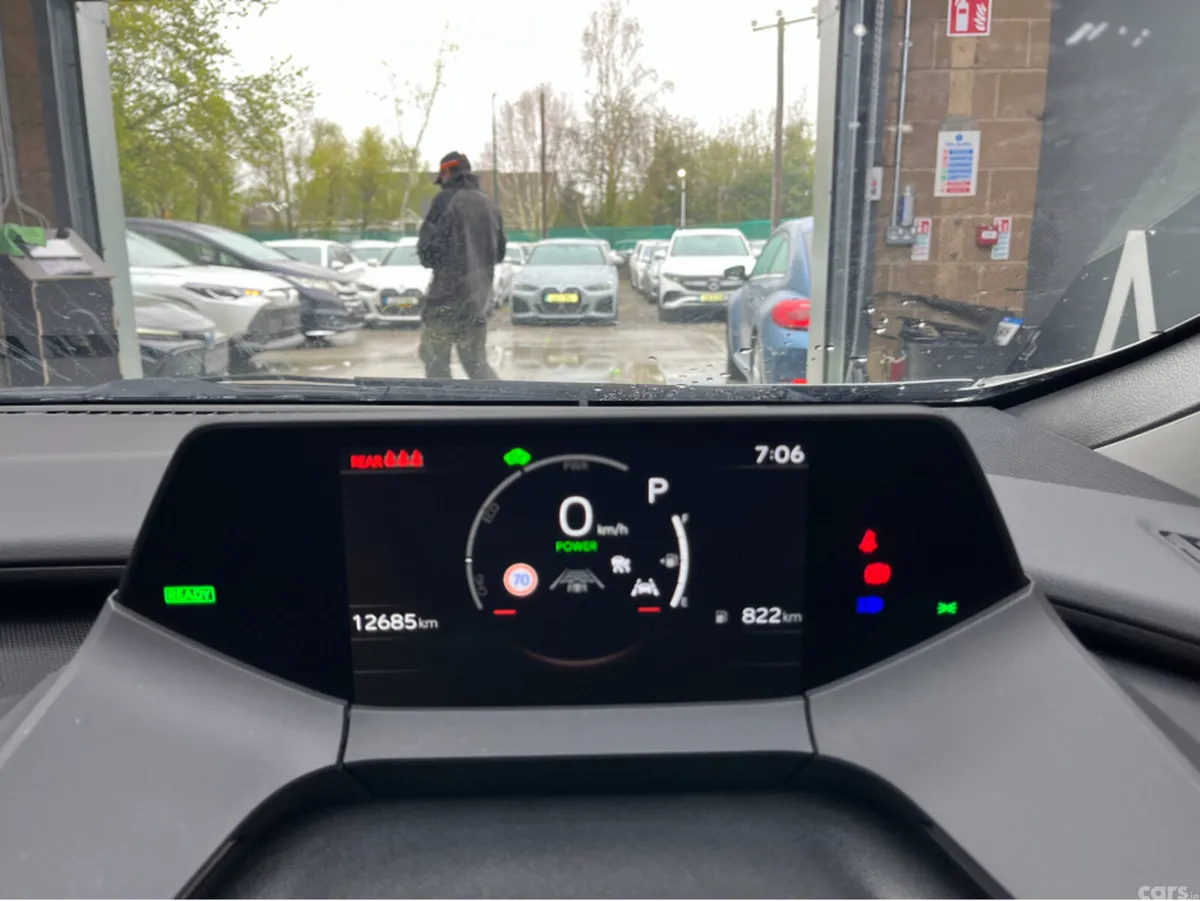 Toyota Prius Saloon, Petrol Hybrid, 2025, Silver