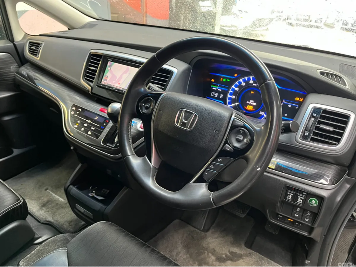 Honda Odyssey MPV, Petrol Hybrid, 2017, Black