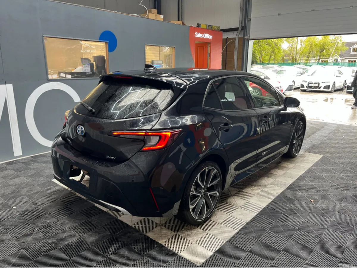 Toyota Corolla Hatchback, Petrol Hybrid, 2025, Black