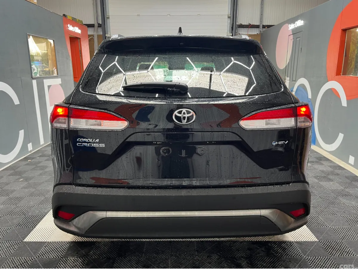 Toyota Corolla Cross SUV, Petrol Hybrid, 2024, Black