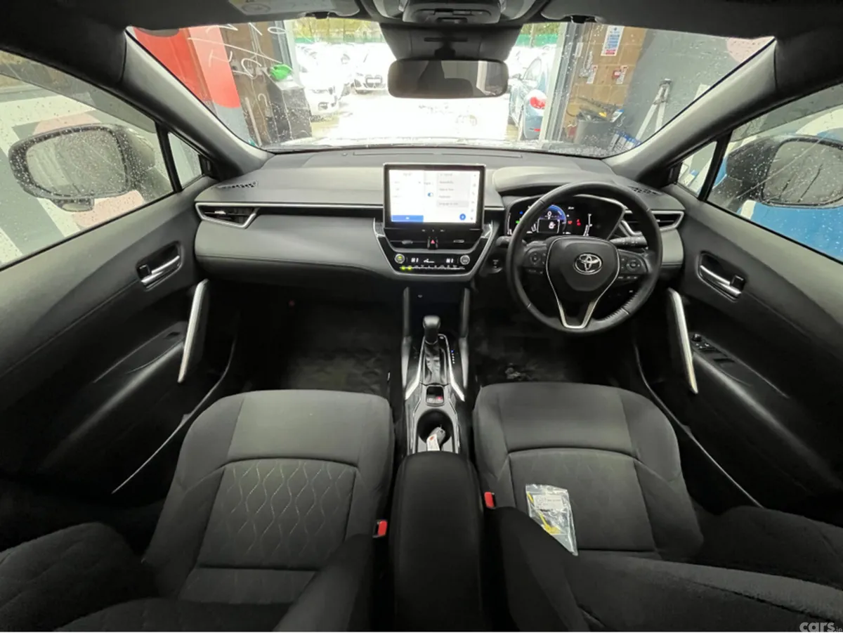 Toyota Corolla Cross SUV, Petrol Hybrid, 2024, Black