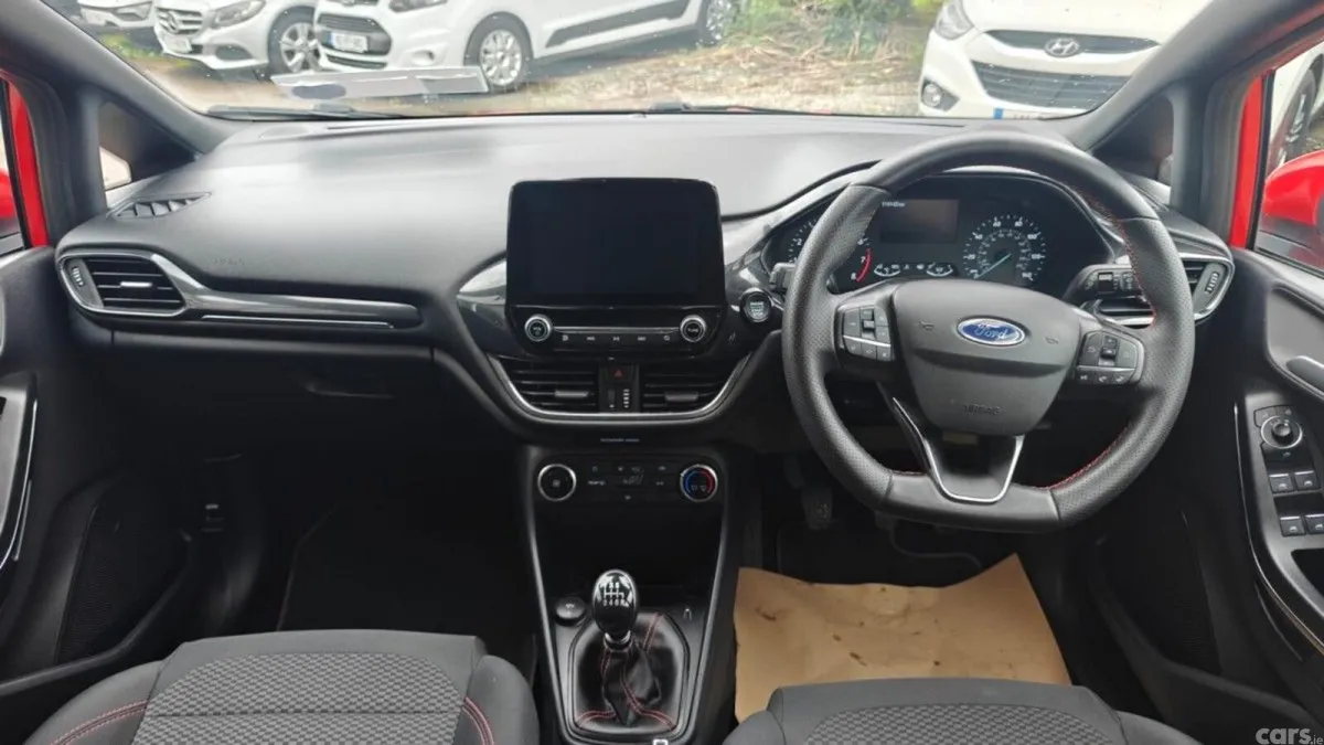 Ford Fiesta Hatchback, Petrol, 2021, Red
