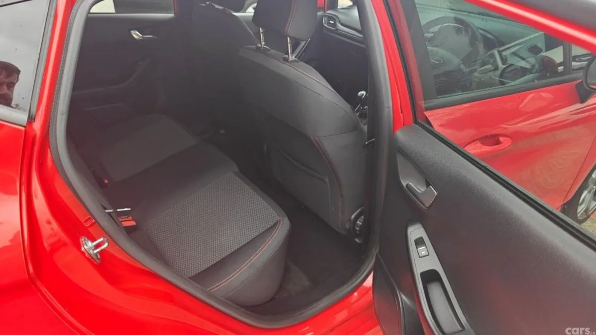 Ford Fiesta Hatchback, Petrol, 2021, Red