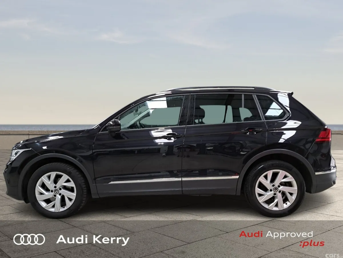 Volkswagen Tiguan SUV, Diesel, 2022, Black