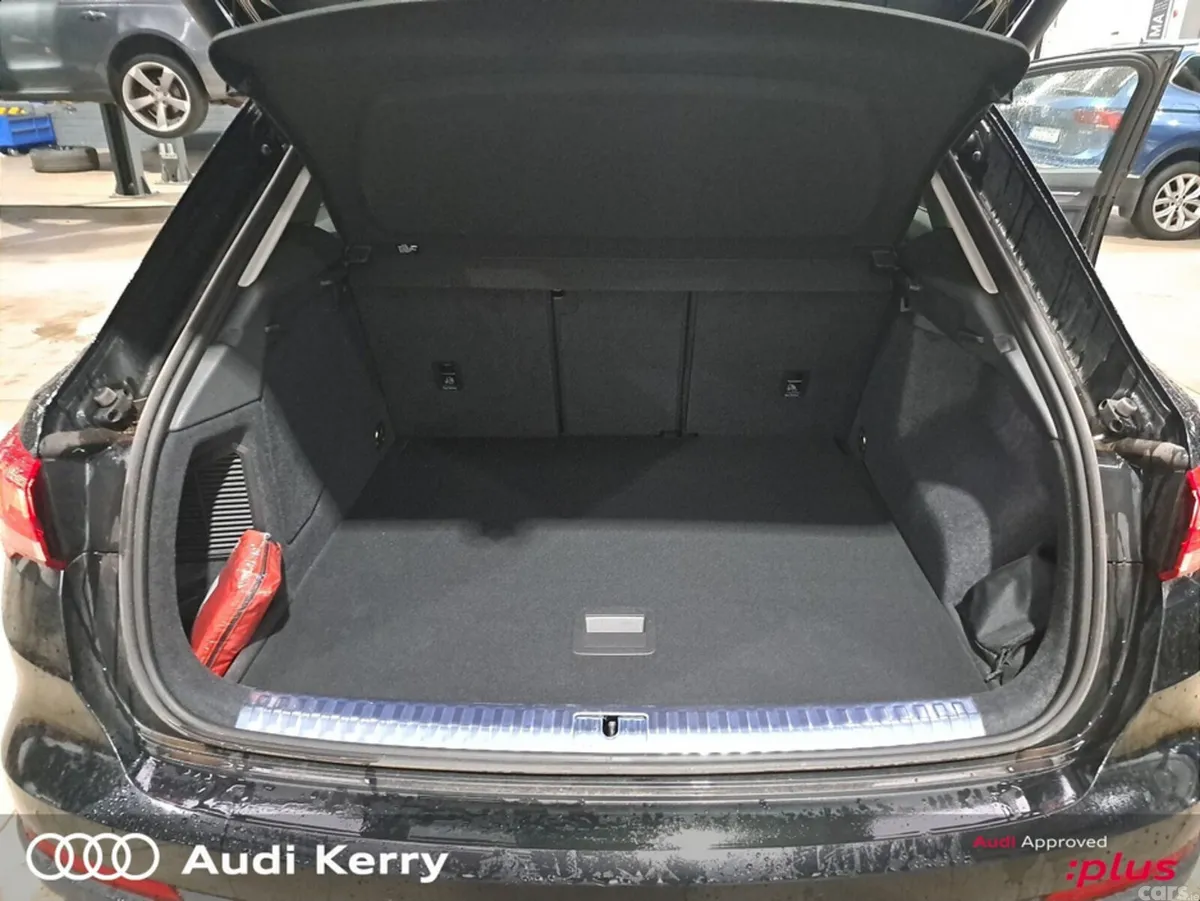 Audi Q3 SUV, Petrol Plug-in Hybrid, 2024, Black