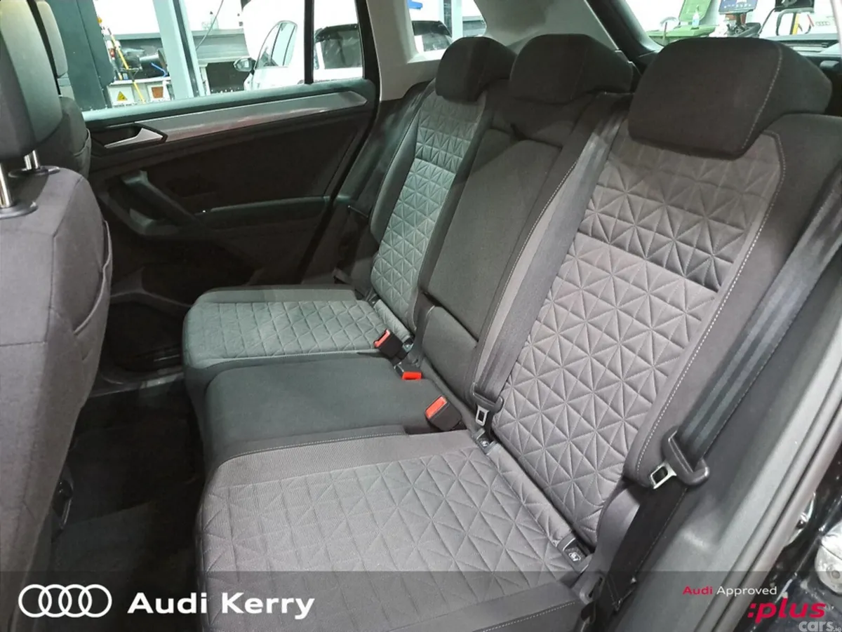 Volkswagen Tiguan SUV, Diesel, 2022, Black