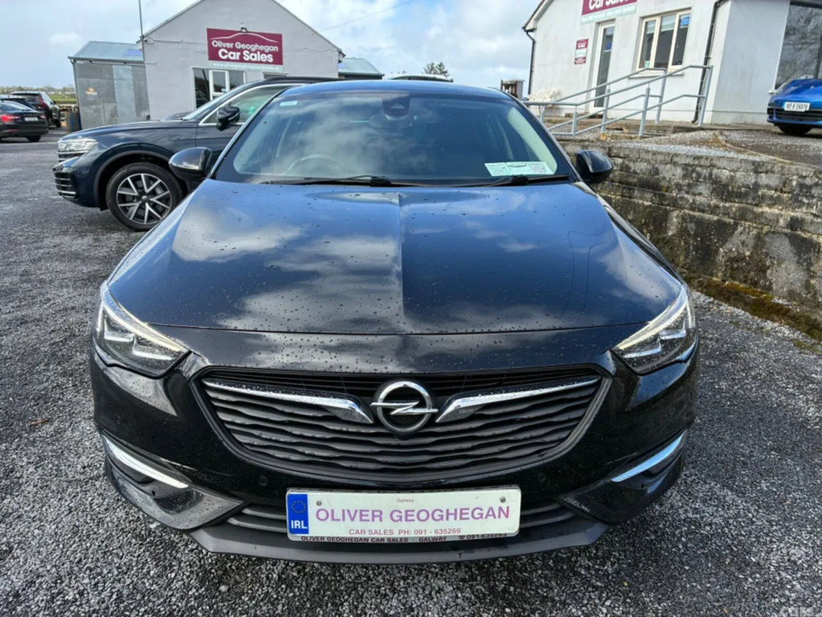Opel Insignia Hatchback, Diesel, 2018, Black