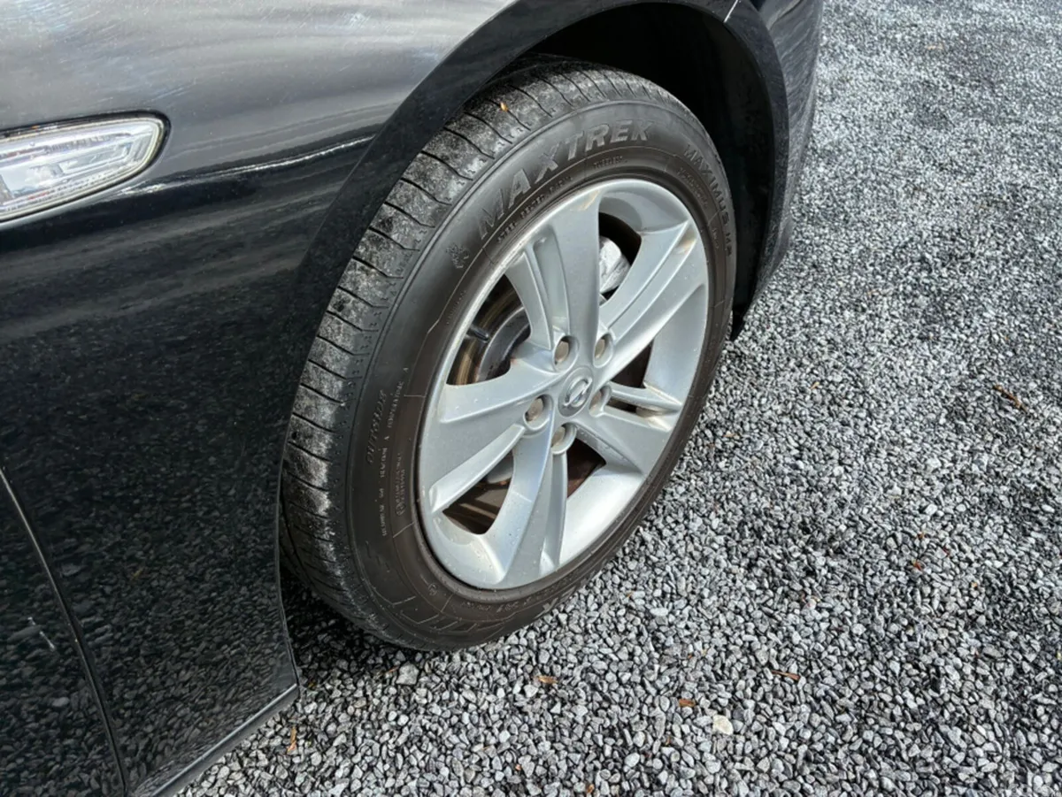 Opel Insignia Hatchback, Diesel, 2018, Black
