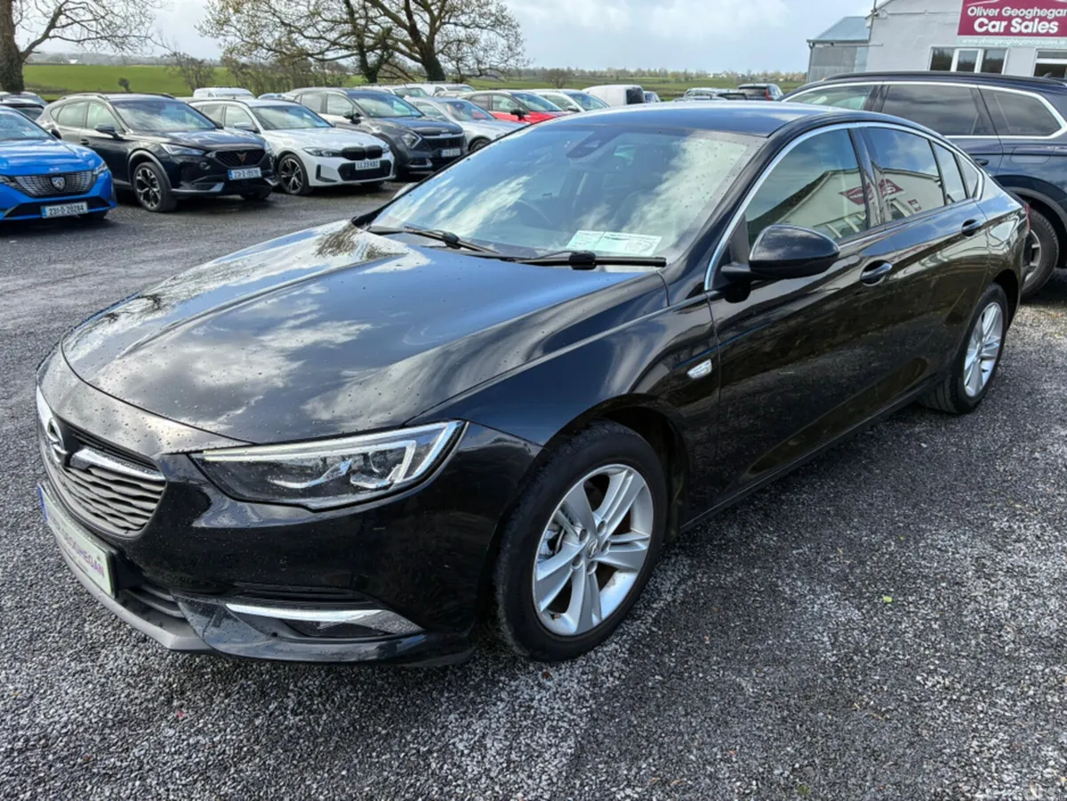 Opel Insignia Hatchback, Diesel, 2018, Black