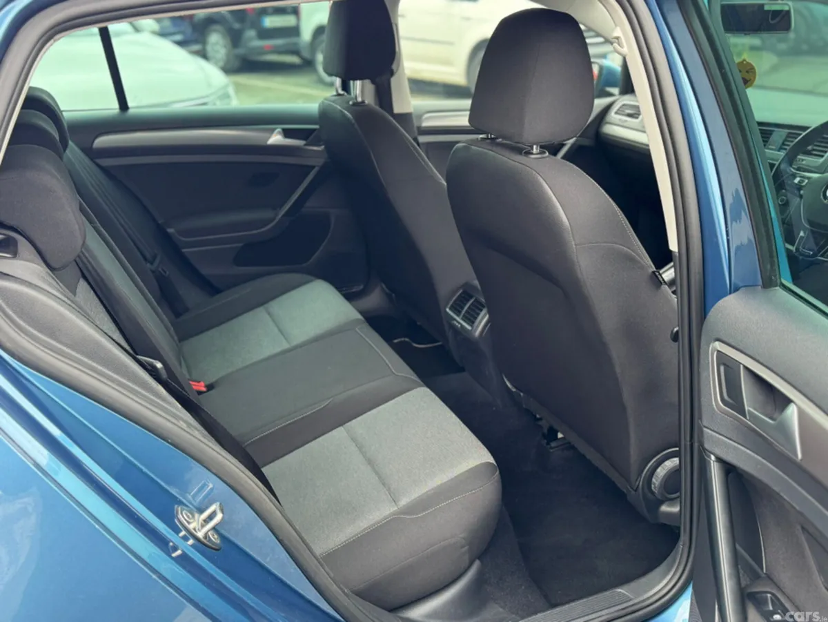 Volkswagen Golf Hatchback, Diesel, 2017, Blue