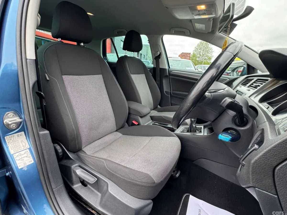 Volkswagen Golf Hatchback, Diesel, 2017, Blue
