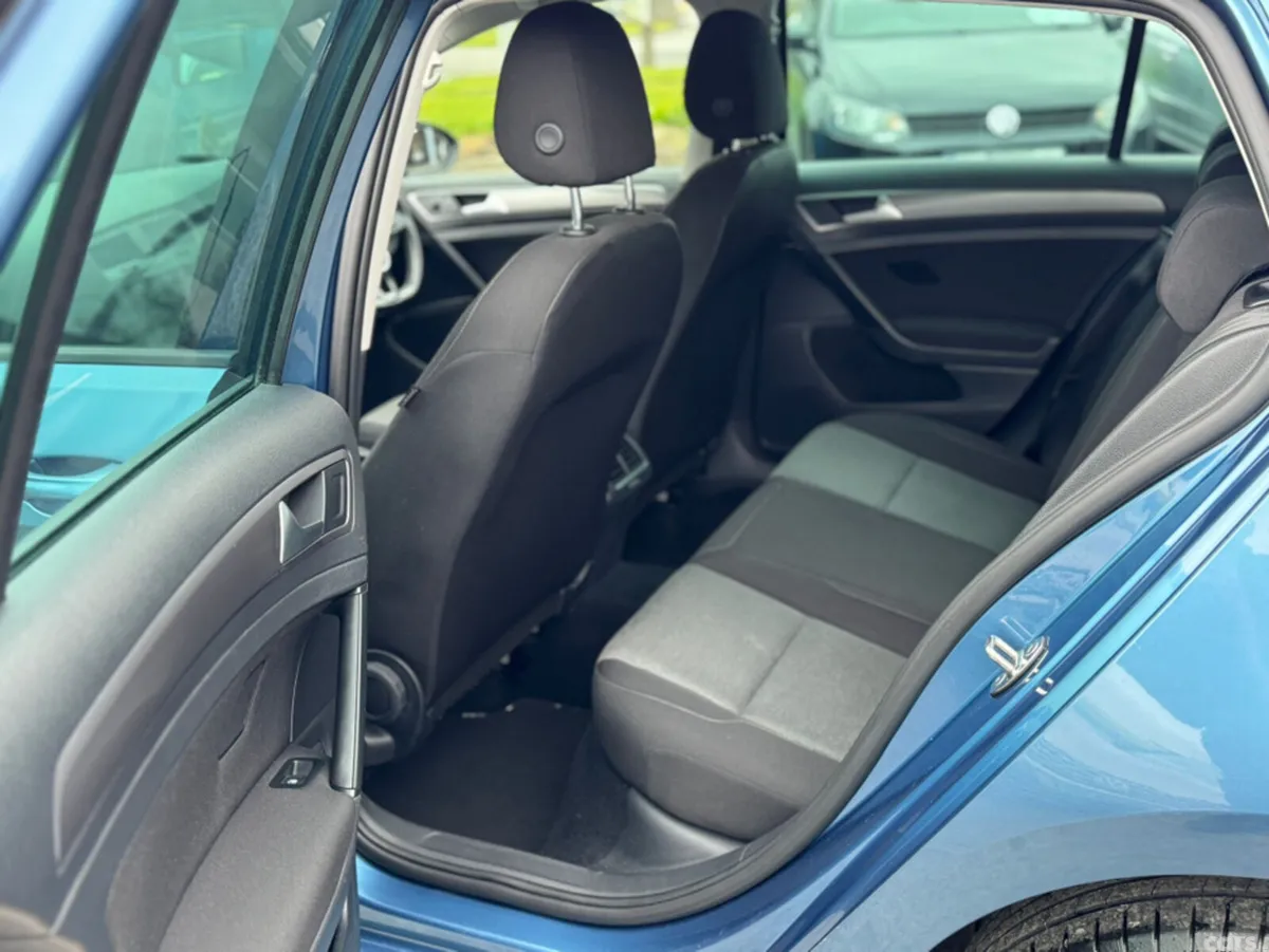 Volkswagen Golf Hatchback, Diesel, 2017, Blue